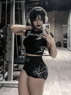 Chloeqq