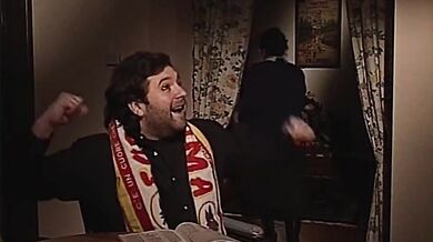 Italian Porn from 1998 - Everyone Comes to the Lupanaro